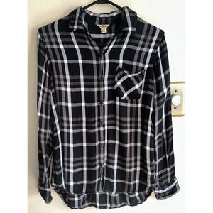 Woolrich Flannel Button Up Shirt Women's Medium Black White Gray Plaid L/S